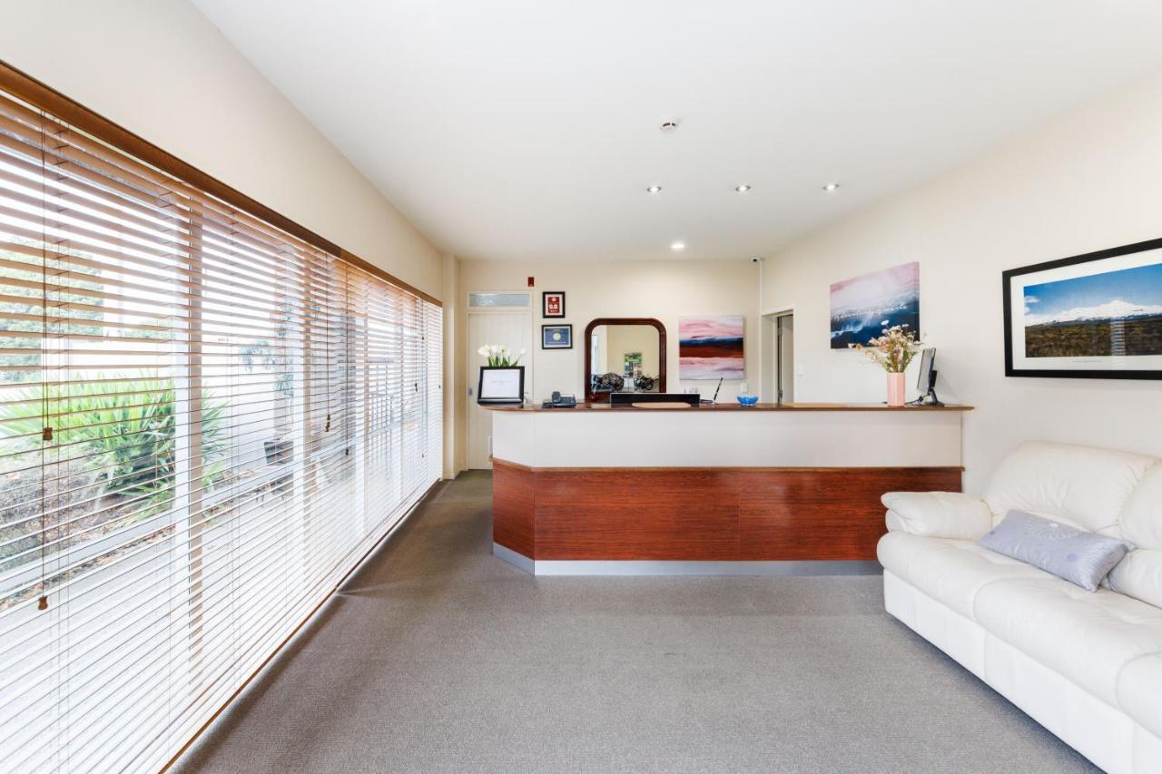 Fitzherbert Regency Motor Lodge パーマストンノース エクステリア 写真
