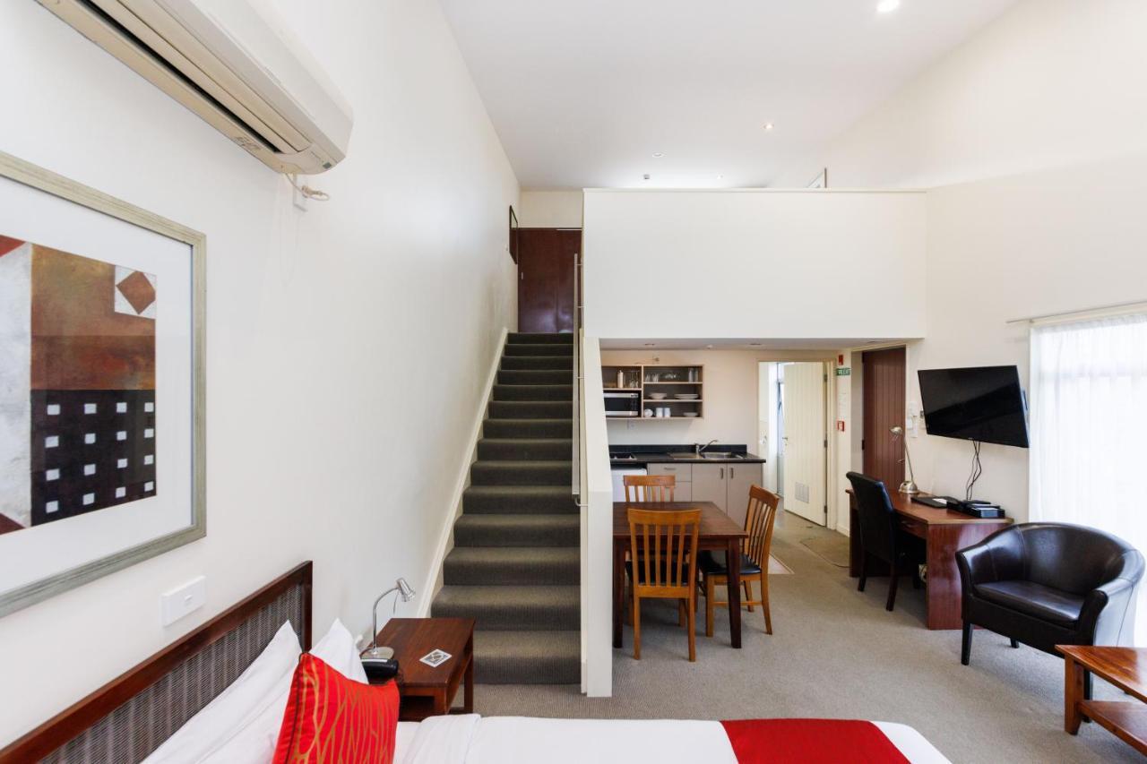 Fitzherbert Regency Motor Lodge パーマストンノース エクステリア 写真
